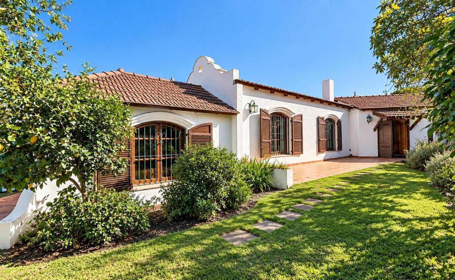Foto de San Alfonso - Villa Allende - Casa 3 dorm / escritorio / Cochera Doble, imagen 1