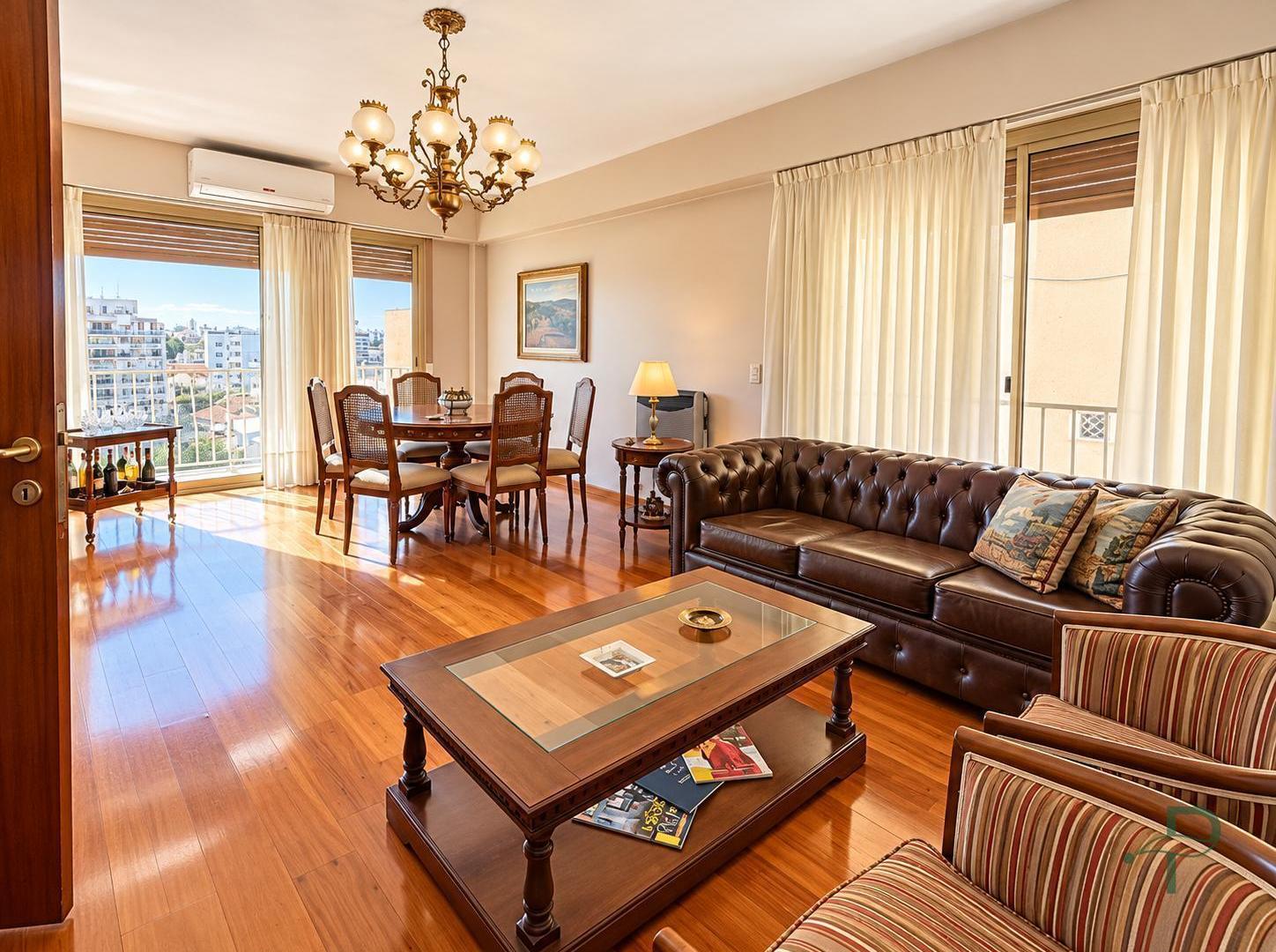 Foto de Dpto Premium - 3 dorm - Cochera - Excelente Estado, imagen 1