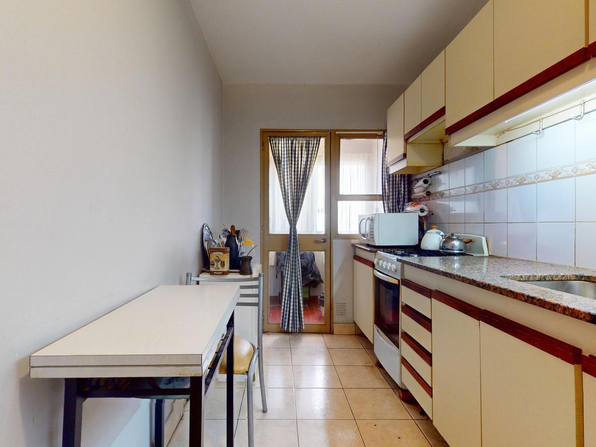 Departamento en Venta de 3 Dorm. - La Plata 2