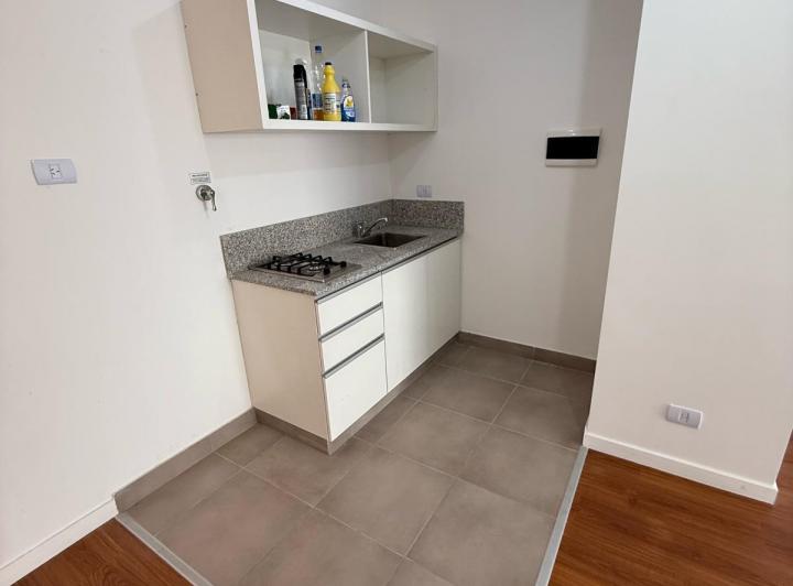 DEPARTAMENTO MONOAMBIENTE  EN ALQUILER CABALLITO BUENOS AIRES 1