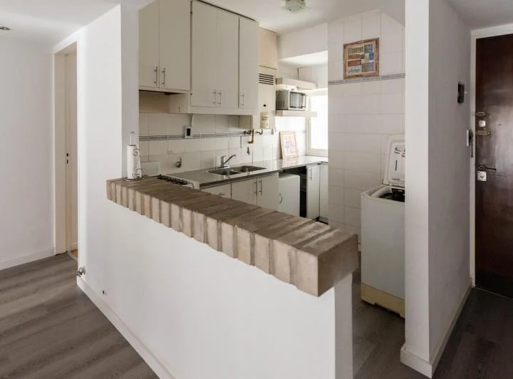 9 entre 51 y 53 La Plata - Departamento amoblado de dos dormitorios en ALQUILER 2