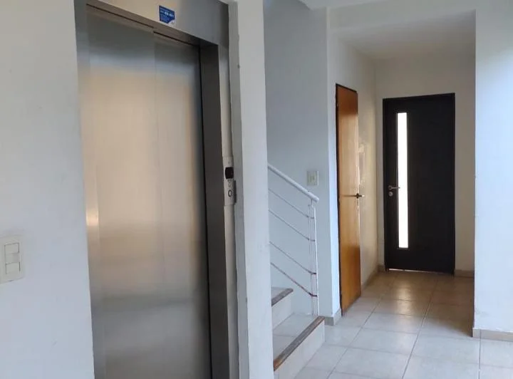 50 entre 30 y 31 La Plata - Departamento de 2 dormitorios en  ALQUILER 4