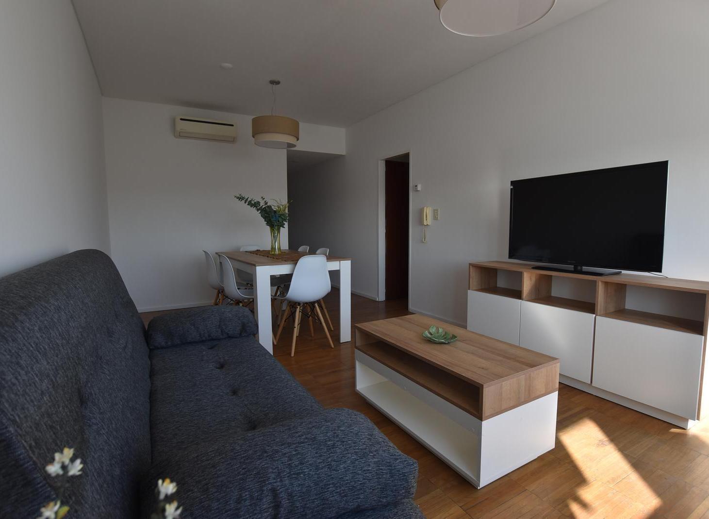 38 entre 5 y 6 - Departamento en Alquiler temporario