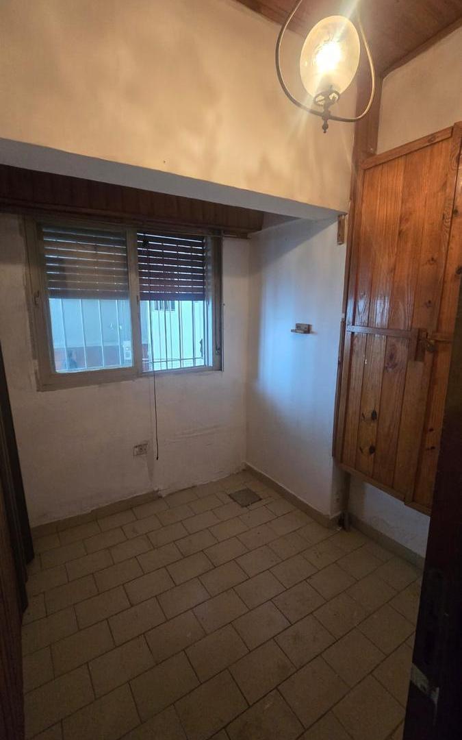 Foto de 5 entre 522 y 523 Tolosa, La Plata- PH de 2 dormitorios en ALQUILER, imagen 4