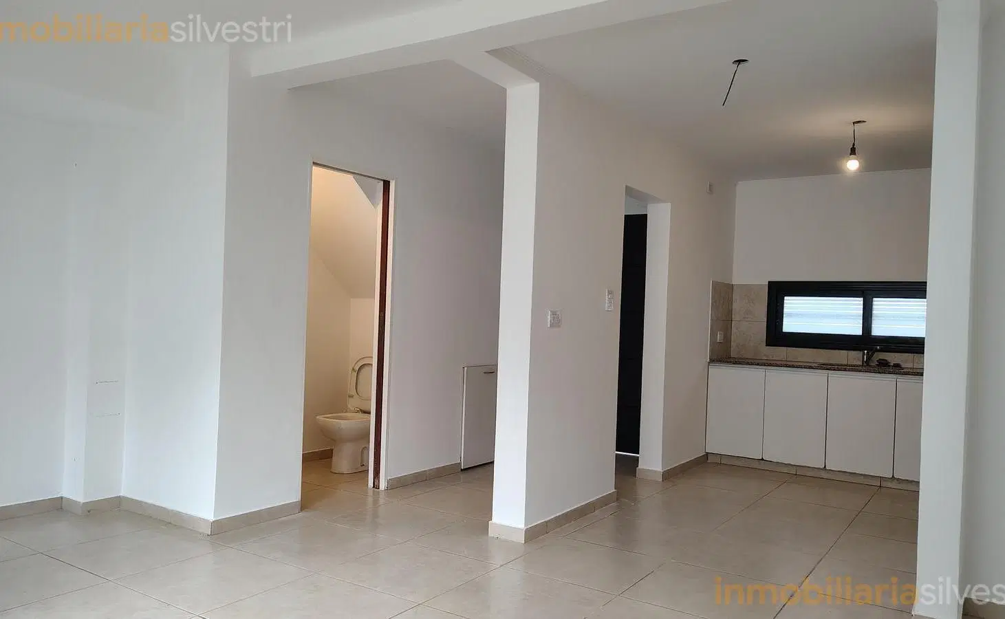 140 entre 62 y 63 La Plata -  Duplex dos dormitorios en ALQUILER 3