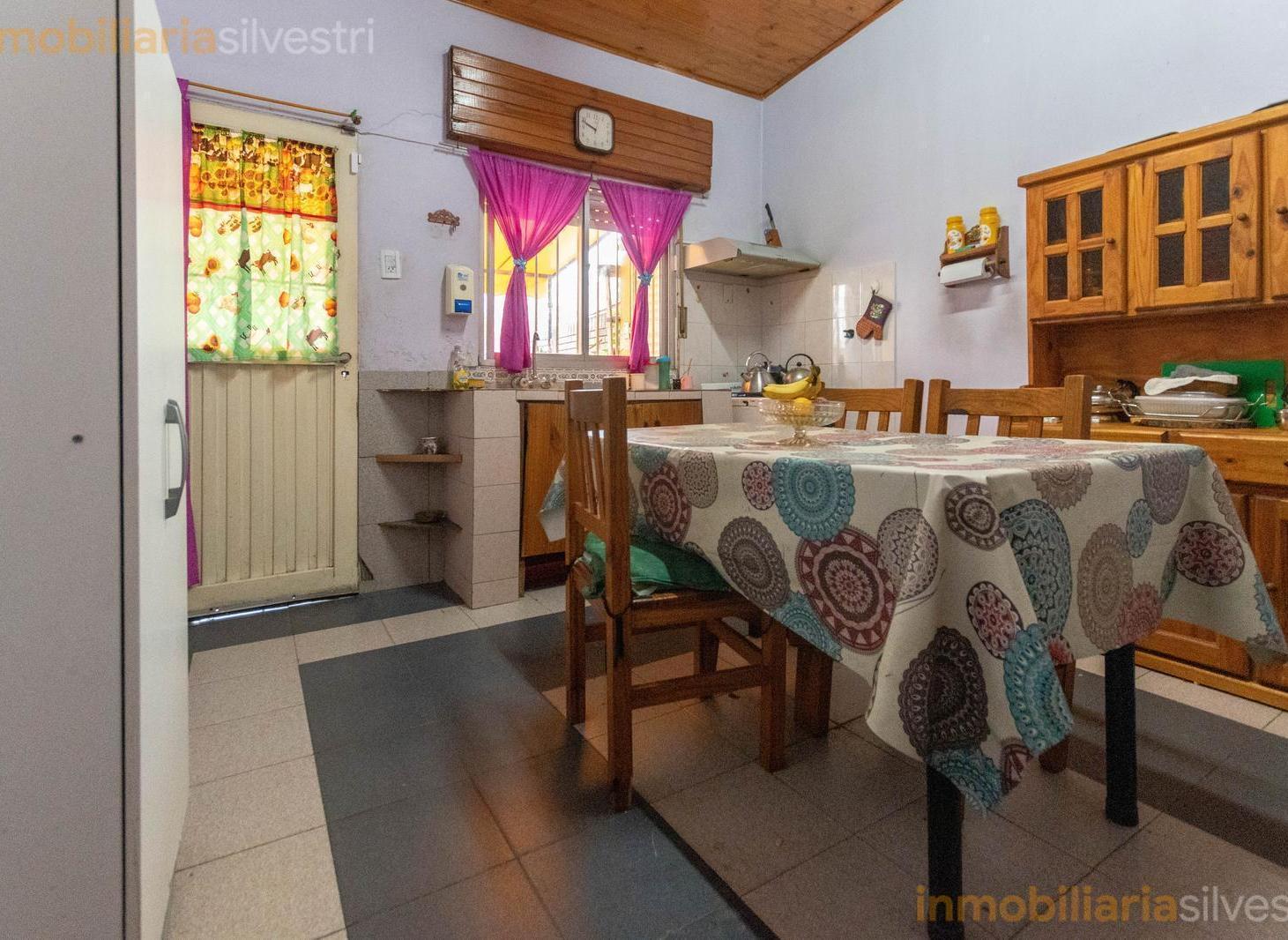 Foto de 524 entre 134 y 135, San Carlos, La Plata - Casa de 3 dormitorios en, imagen 3
