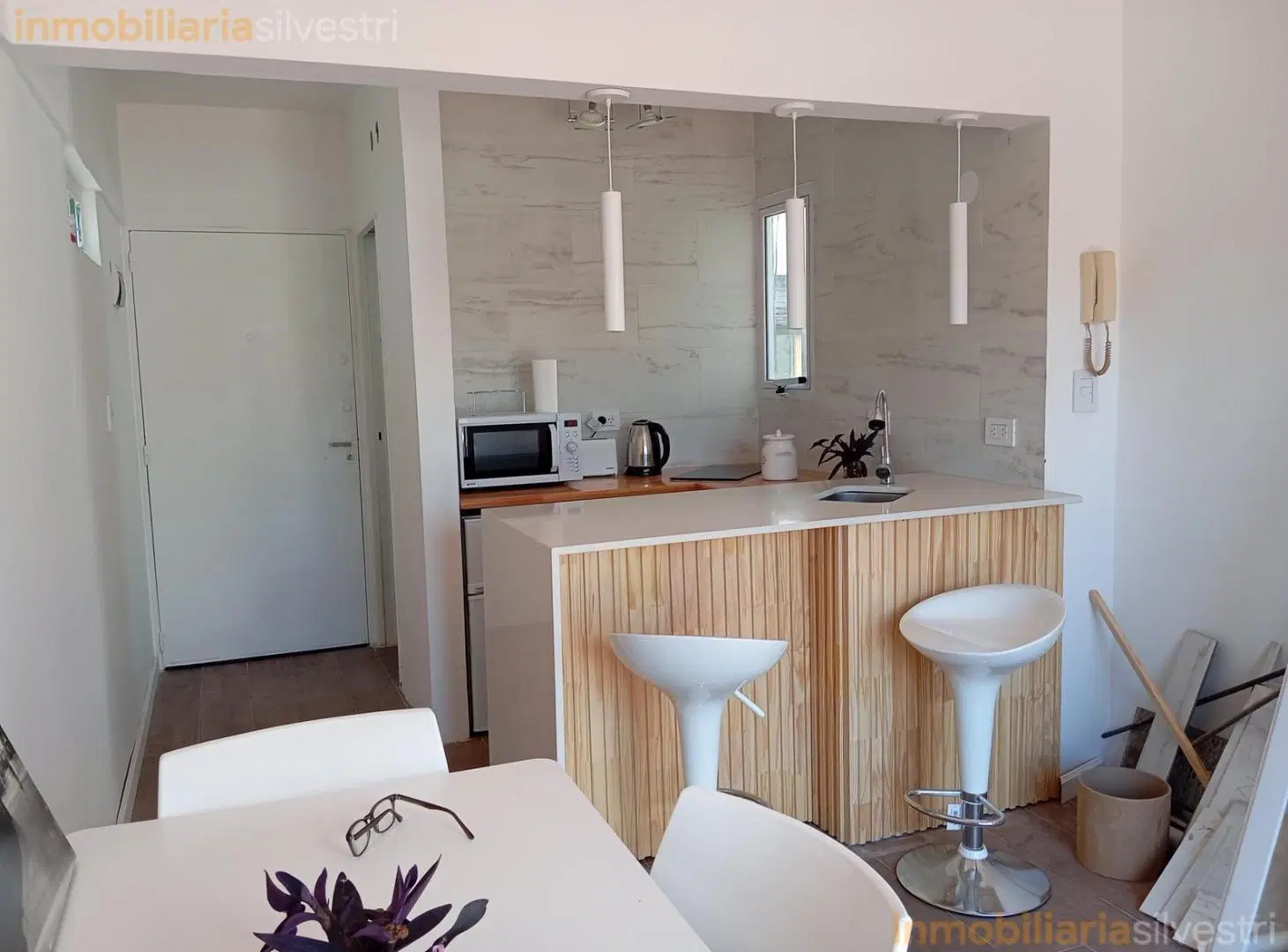 DEPARTAMENTO EN ALQUILER 2 AMBIENTES RECOLETA 1