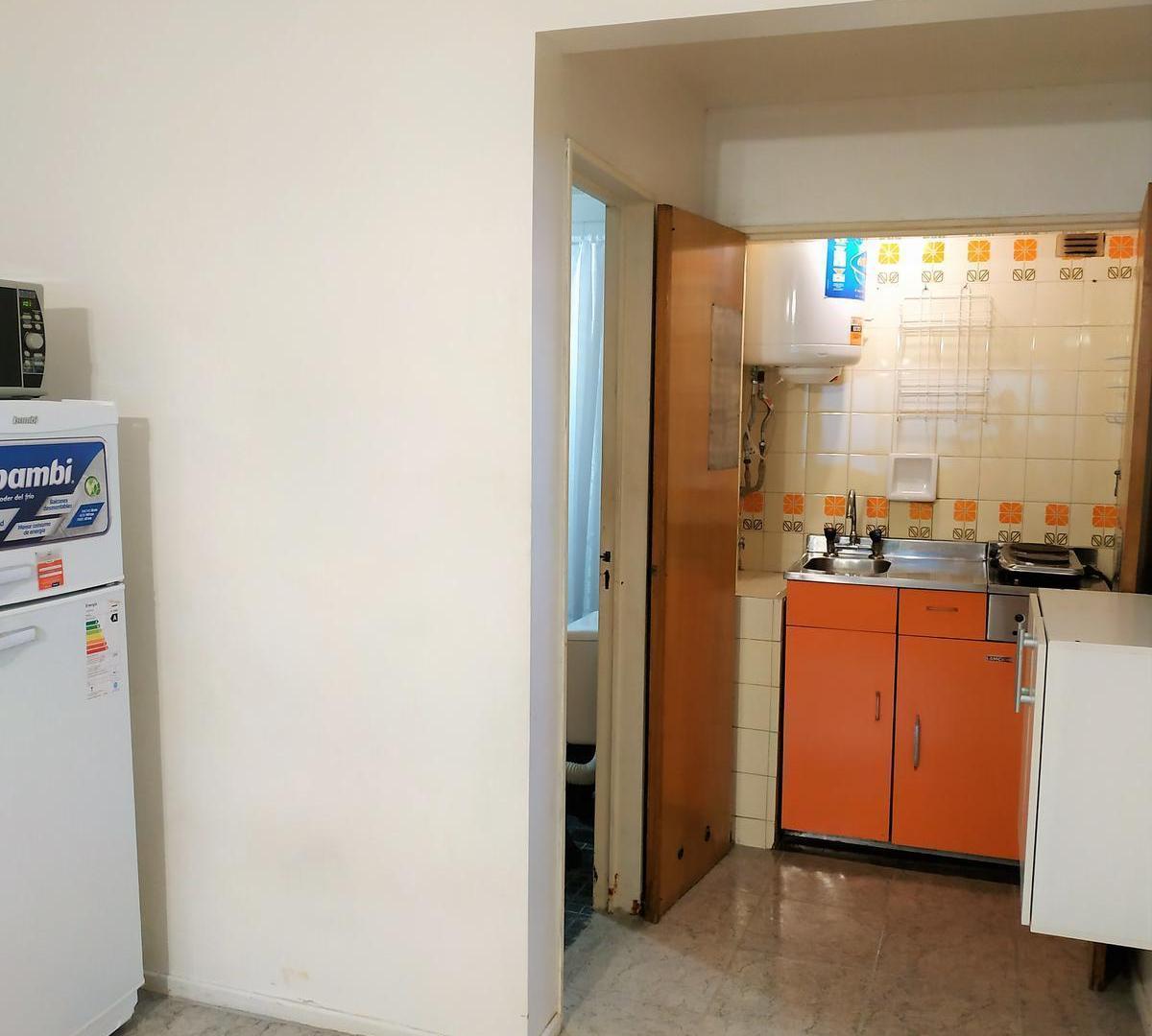 Foto de DEPARTAMENTO 2 AMBIENTES EN ALQUILER TRIBUNALES BUENOS AIRES, imagen 3