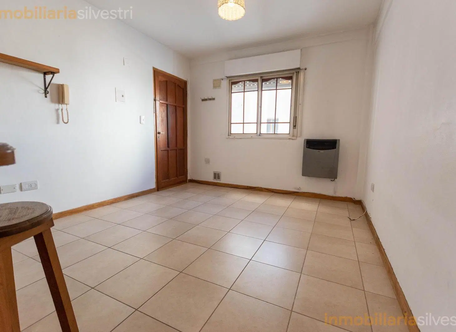 46 entre 14 y 15 La Plata - Departamento de un dormitorio con balcón al frente en VENTA 3