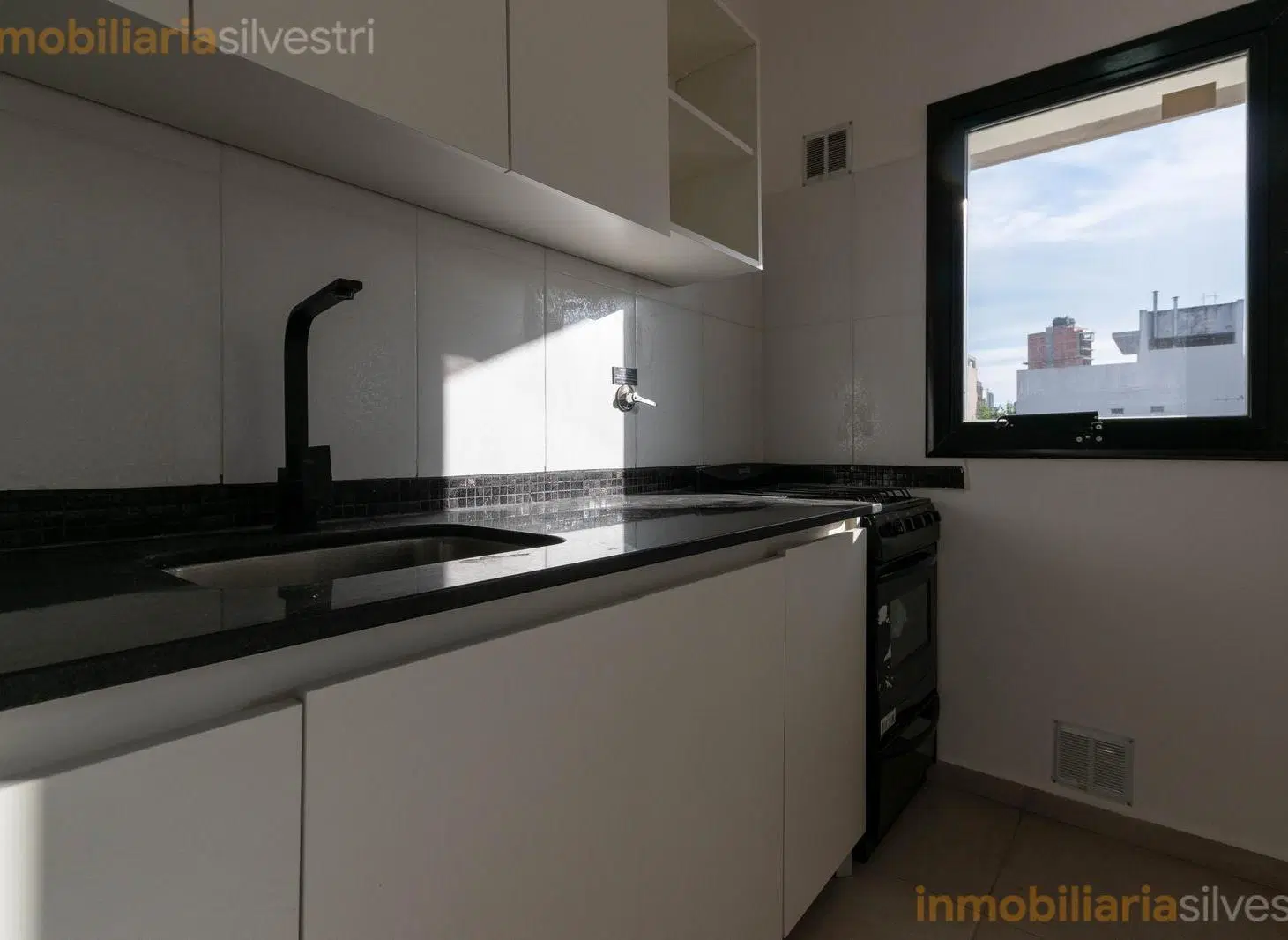17 entre 44 y 45- Departamento de un Dormitorio a estrenar en Alquiler 3