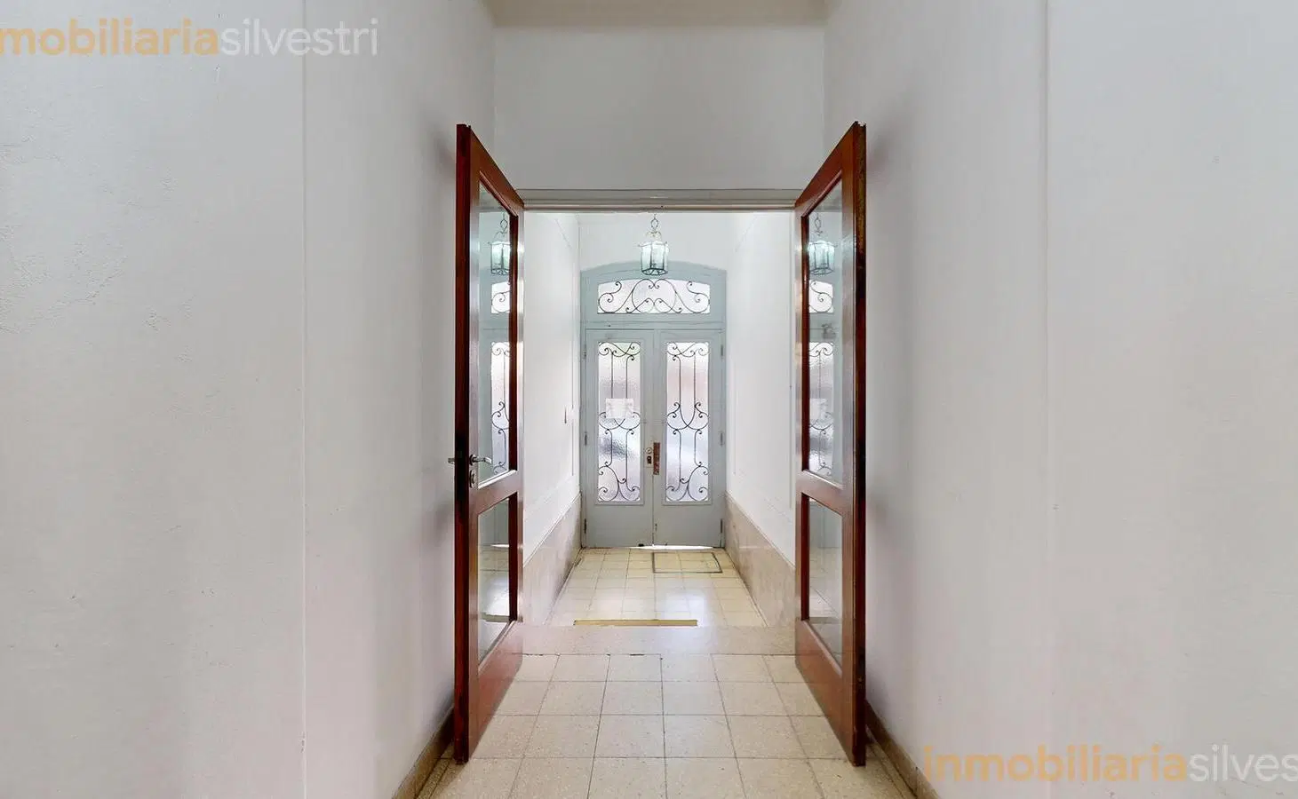 8 entre 54 y 55 La Plata - Departamento de Dos Dormitorios en VENTA 2