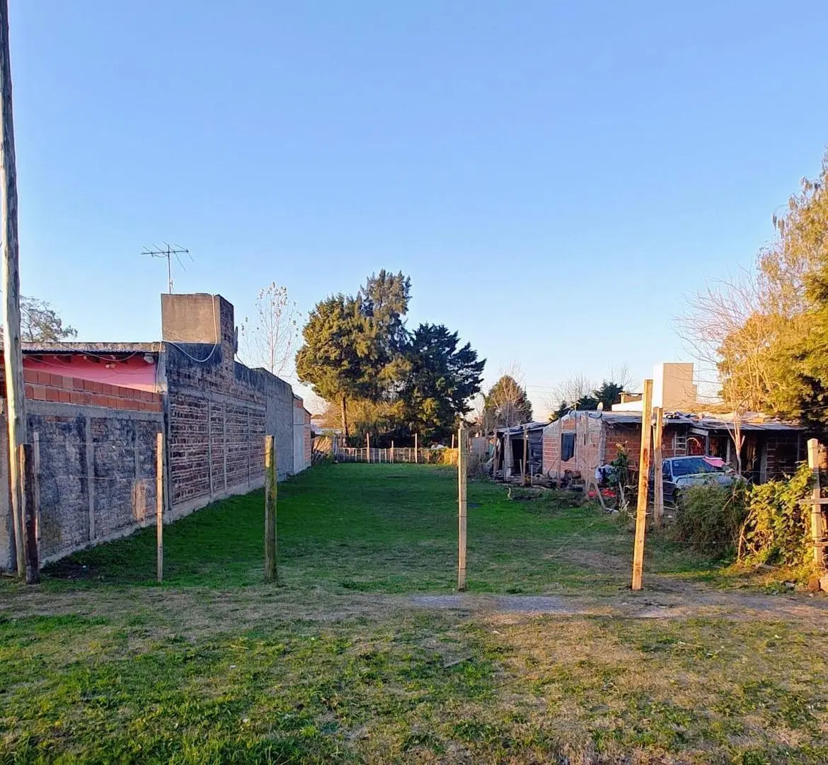 162 entre 47 y 49 Lisandro Olmos - Lote en VENTA 3
