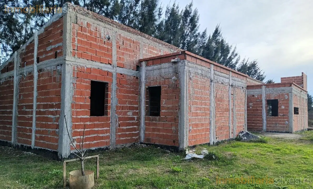 166 entre 71 y 72, La Plata - Casa a terminar de construir en VENTA 2