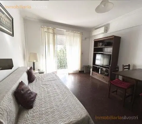 DEPARTAMENTO 3 AMBIENTES EN ALQUILER COGHLAN 8