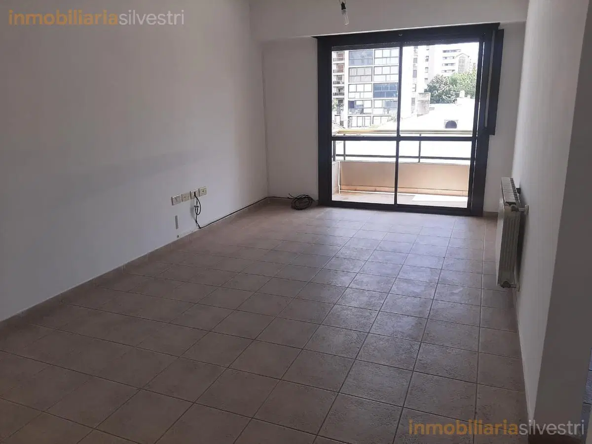 9 e/ 60 y 61 - Departamento un dormitorio en ALQUILER 4