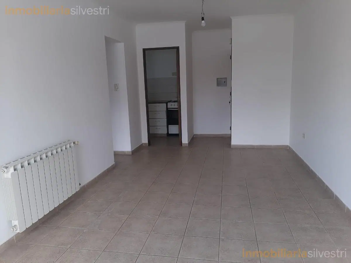 9 e/ 60 y 61 - Departamento un dormitorio en ALQUILER 1