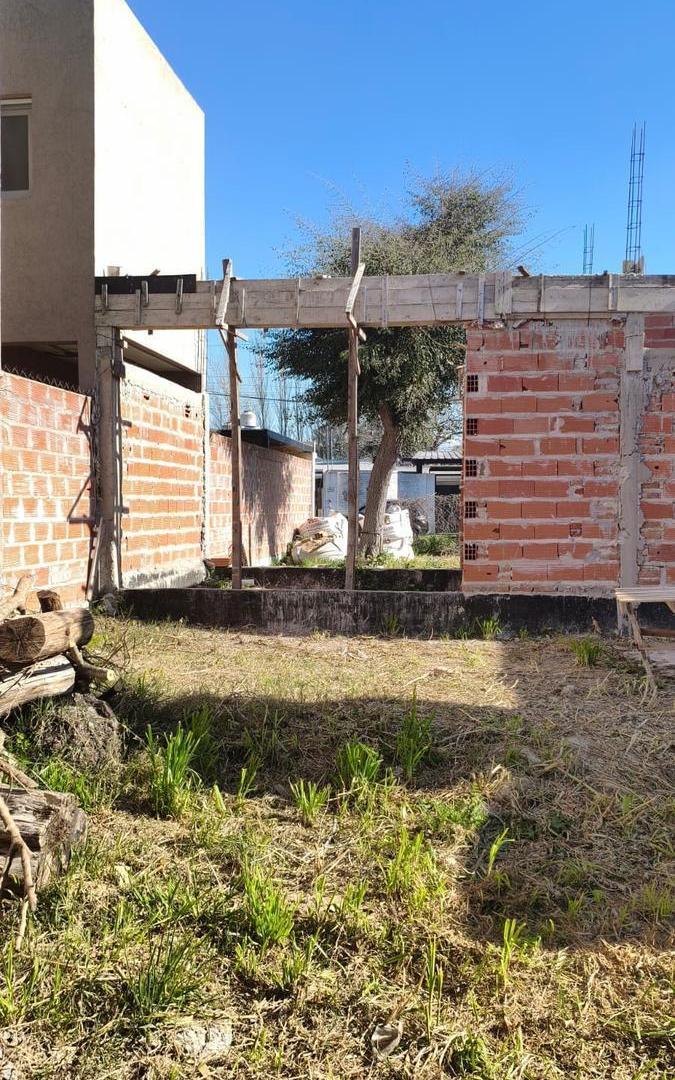 Foto de 13 entre 659 y 660 Parque Sicardi, La Plata - LOTE con construccion a, imagen 5