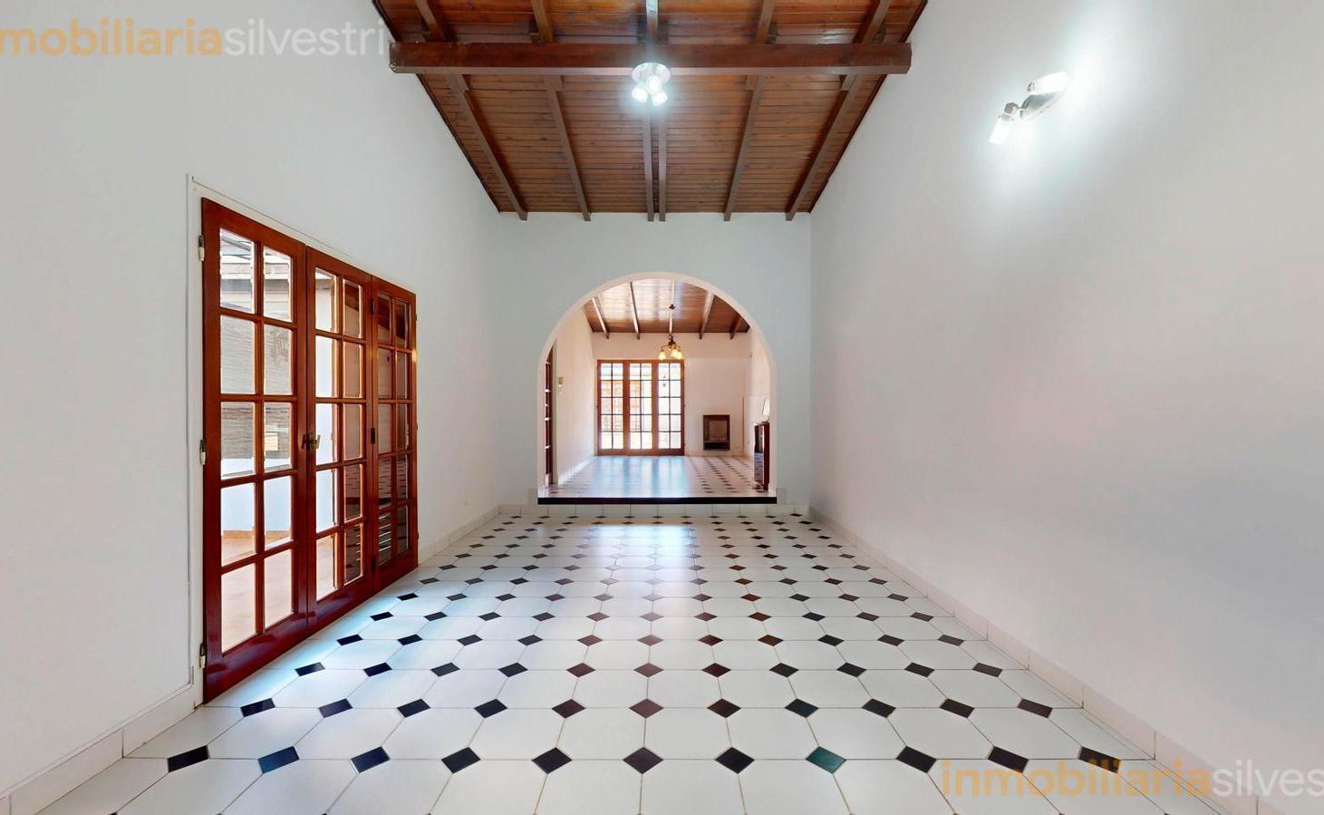 Foto de 63 entre 11 y 12 La Plata - Casa de 3 dormitorios en VENTA, imagen 2