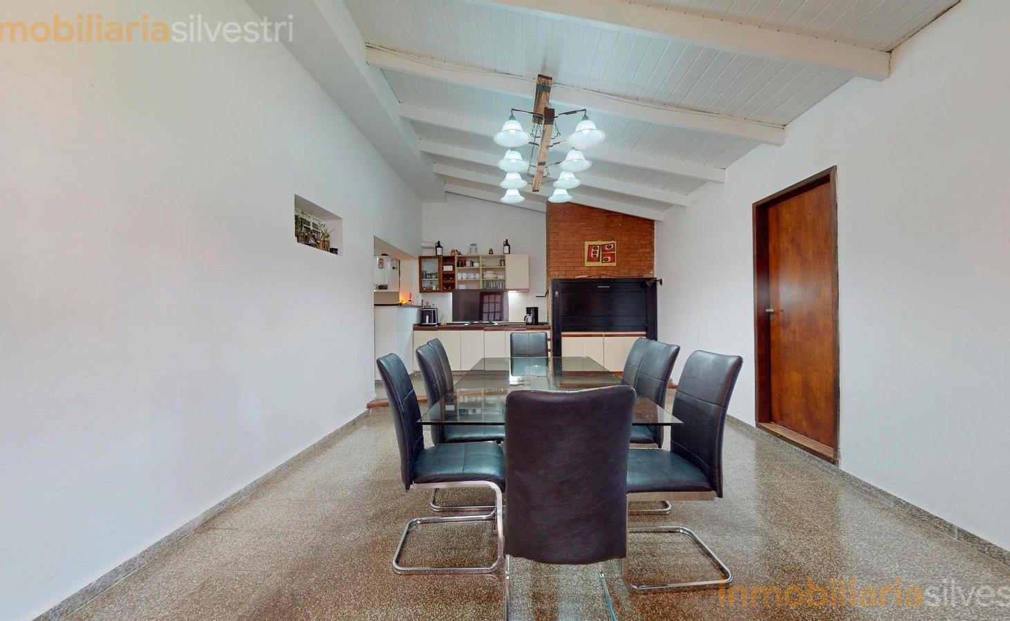 Foto de 489 entre 20 y 21 Gonnet, La Plata - Casa de 3 dormitorios con parque y, imagen 4