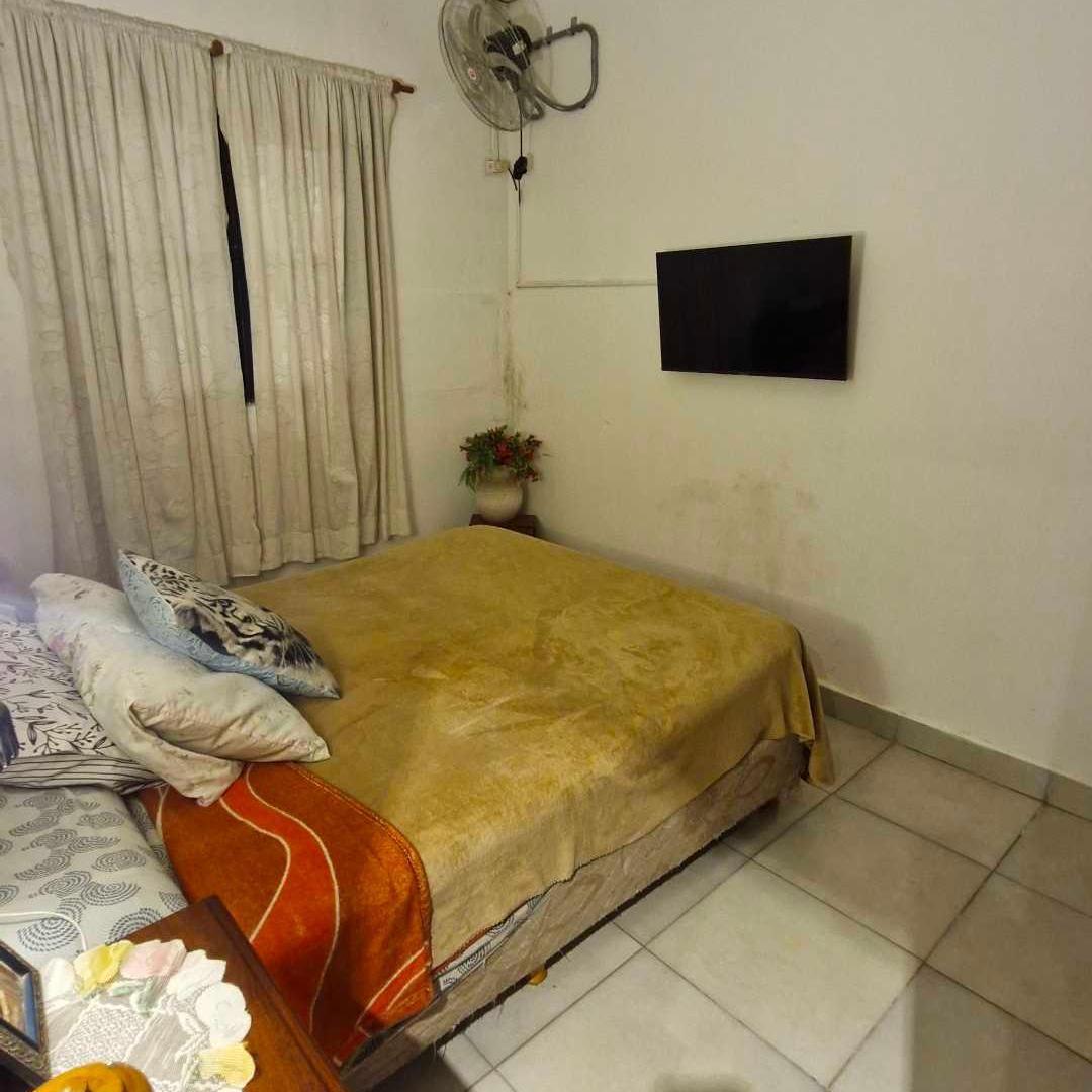 Foto de Venta casa en Fontana, imagen 2