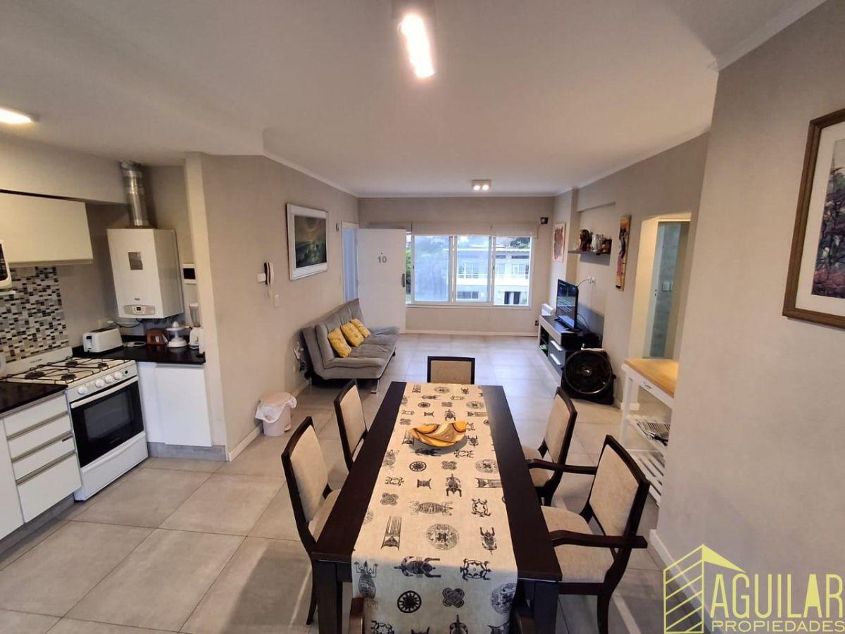 Foto de Departamento en venta de 2 dormitorios c/ cochera en Las Gaviotas, imagen 5