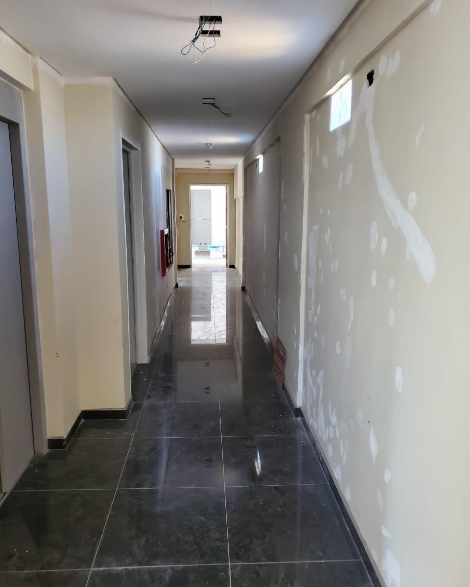 Excelentes departamentos de dos ambientes con balcón.