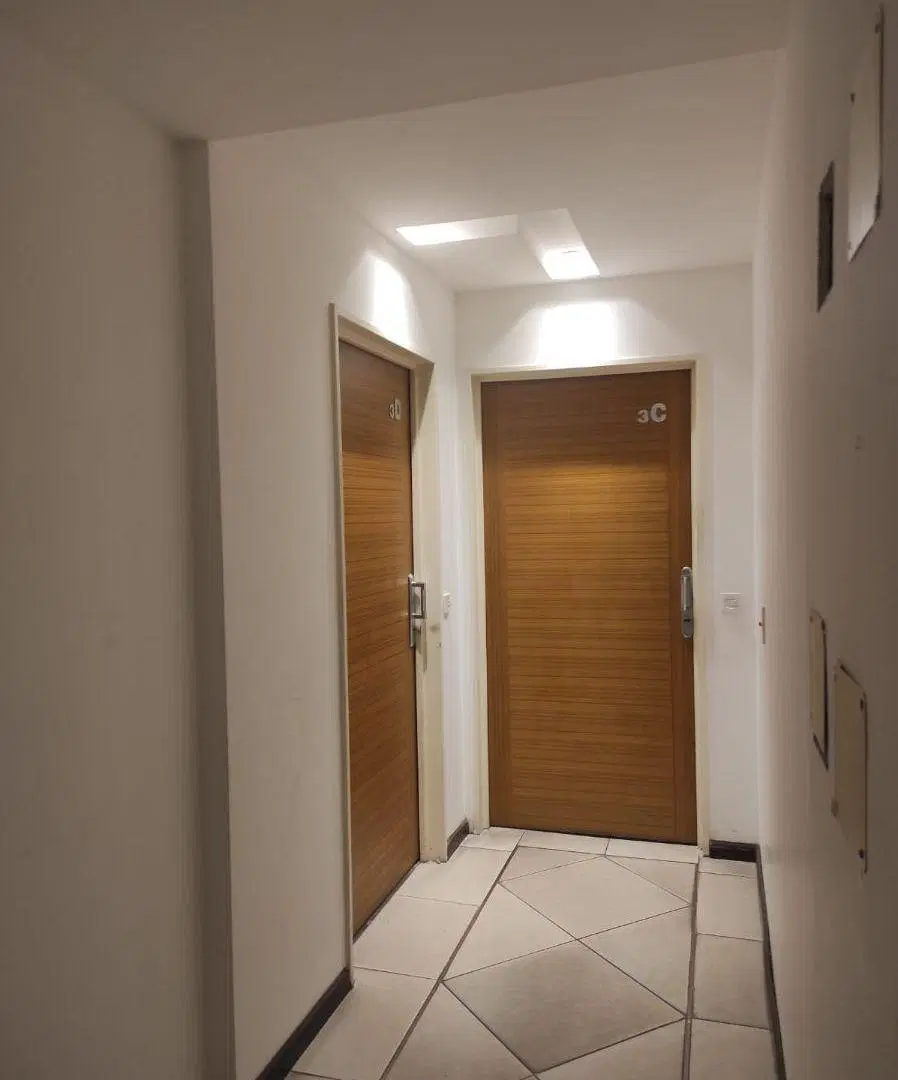 SOBRE AVENIDA RÁPIDO ACCESO IDEAL ALQUILER O VENTA 1