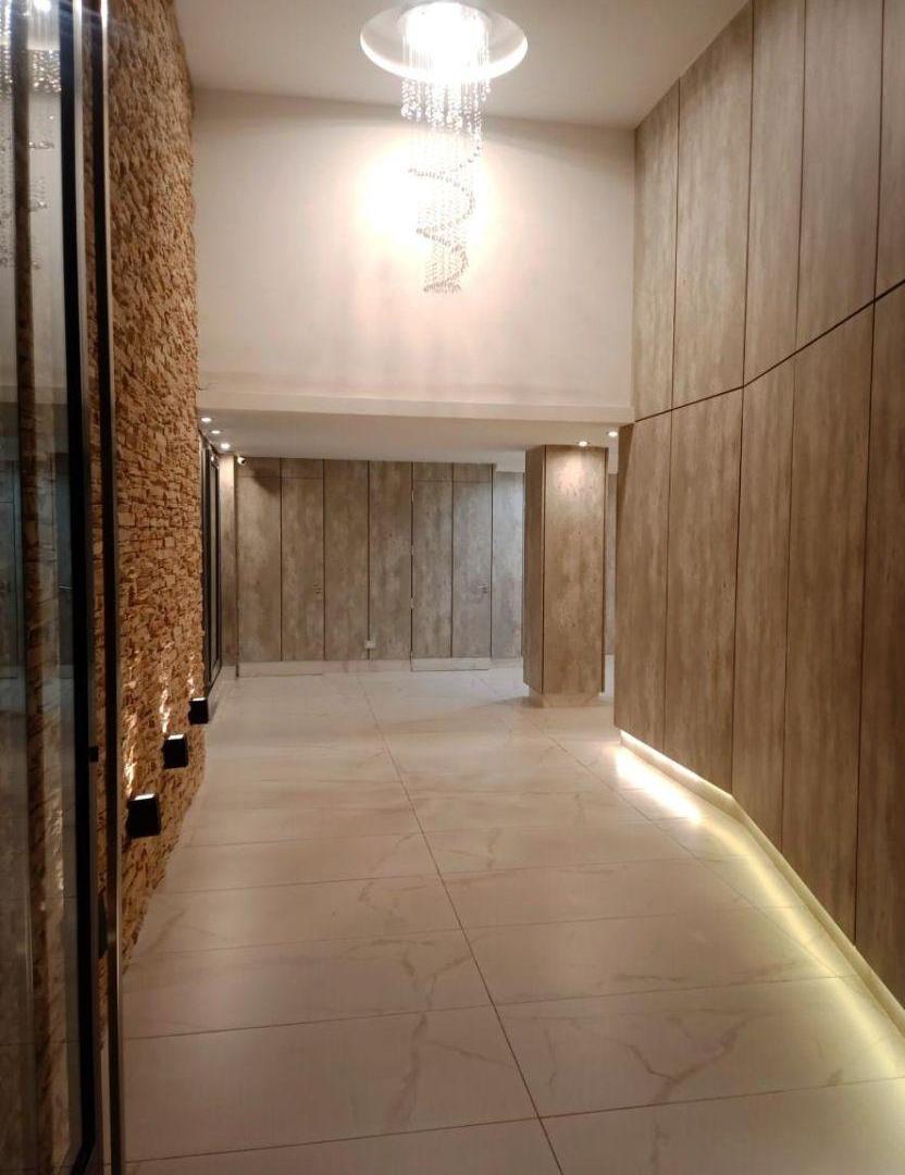 Foto de PISO ÚNICO! DOS BAÑOS DOS TOILETTE DOS BALCONES SUPER LUMINOSO!, imagen 1
