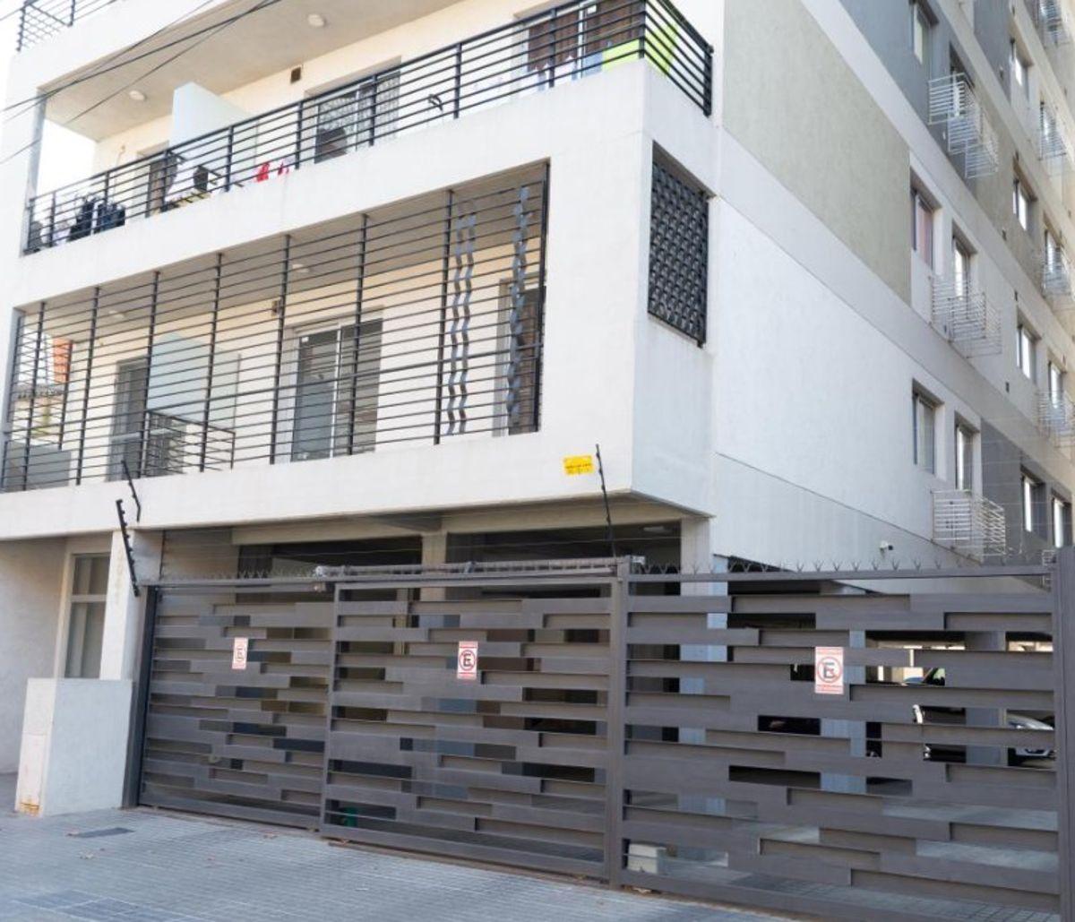 Alquiler – Departamento 3 ambientes en Caseros