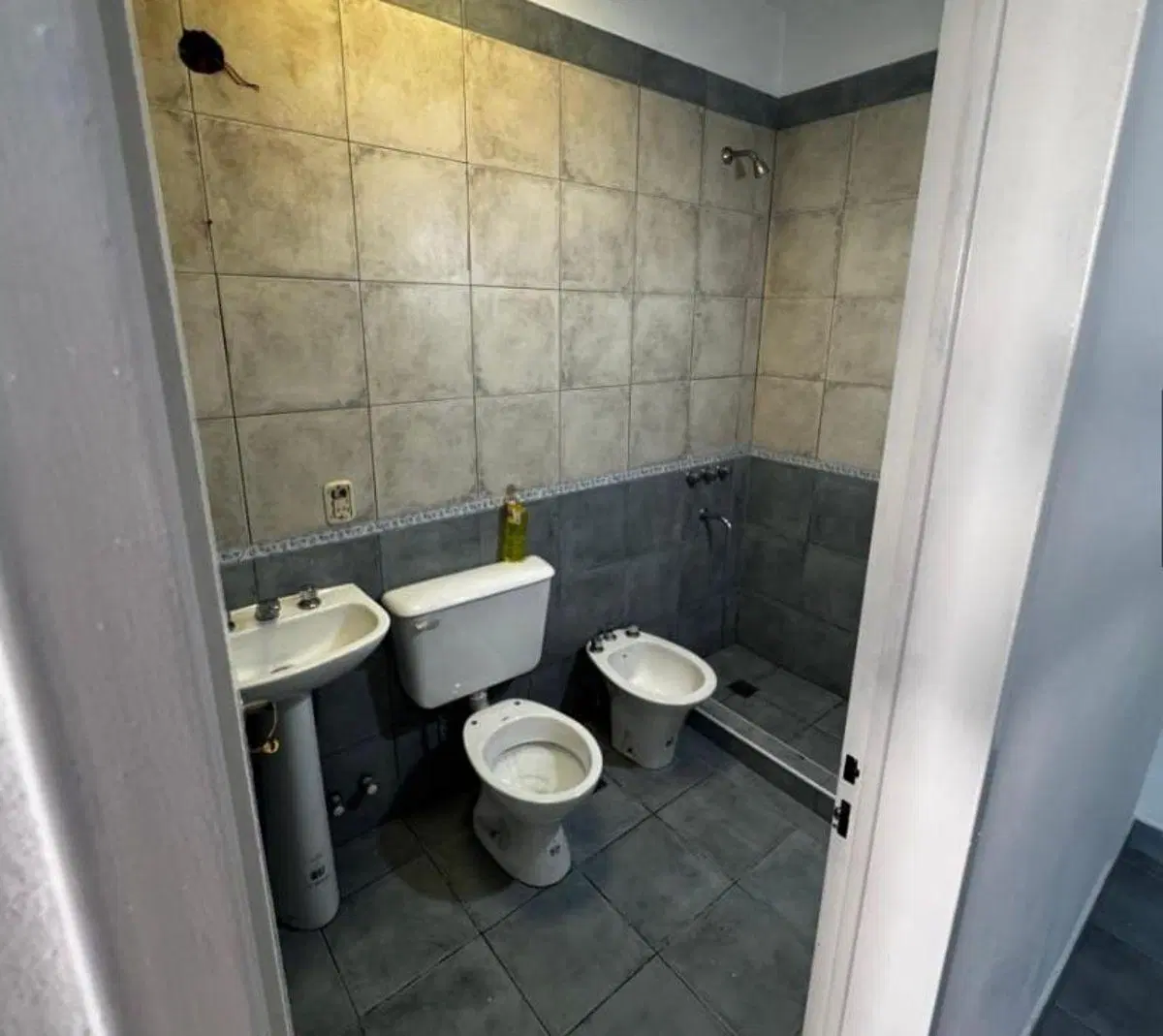 Local comercial a estrenar en Caseros 2
