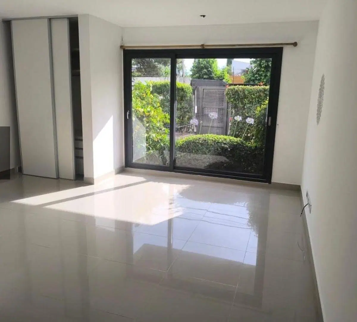 Monoambiente en alquiler – Complejo Vilanova, Haedo 2