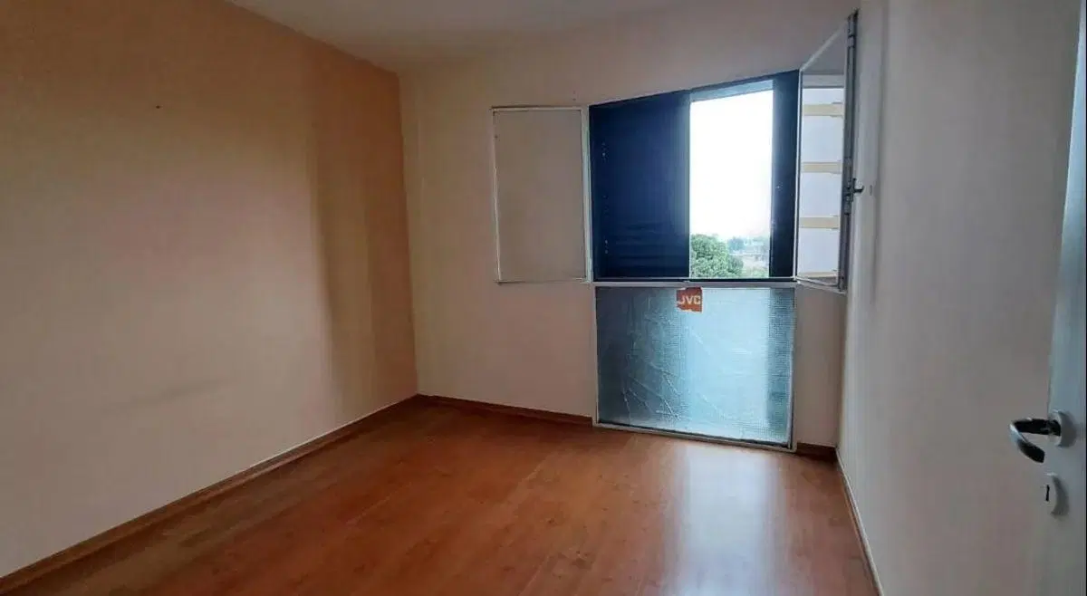 Departamento 4 Ambientes con Cochera y Balcón al Frente – Villa Sarmiento 5