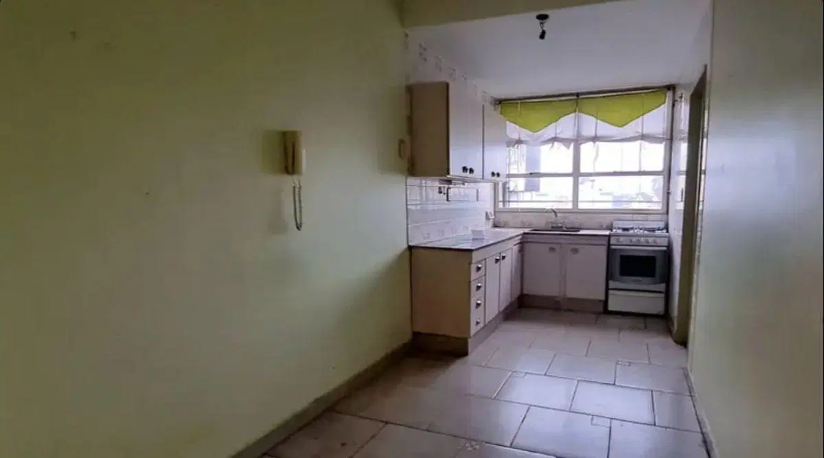 Departamento 4 Ambientes con Cochera y Balcón al Frente – Villa Sarmiento 2