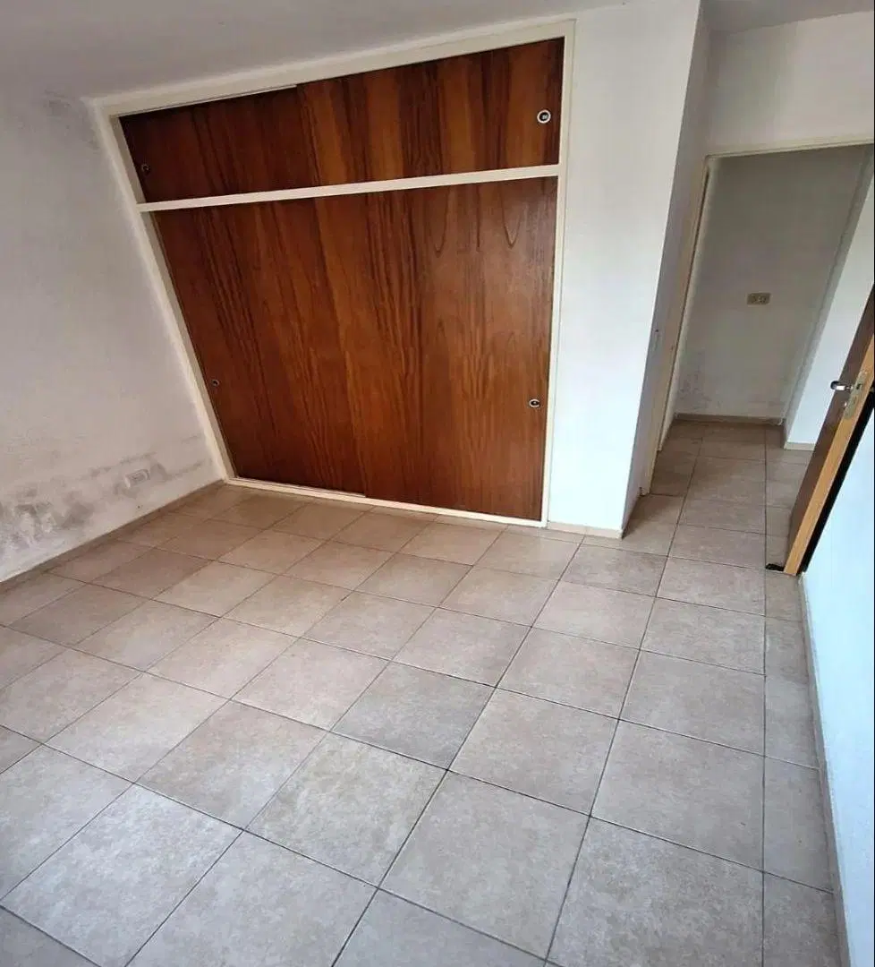 ALQUILER DEPARTAMENTO 2 AMBIENTES CON COCHERA EN MORÓN – ANTONIO ABERASTAIN 300 1