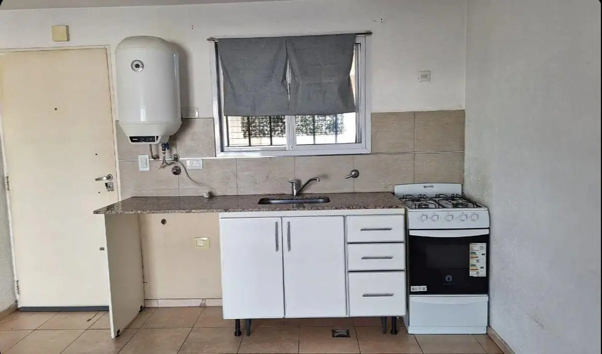 ALQUILER DEPARTAMENTO 2 AMBIENTES CON COCHERA EN MORÓN – ANTONIO ABERASTAIN 300 2