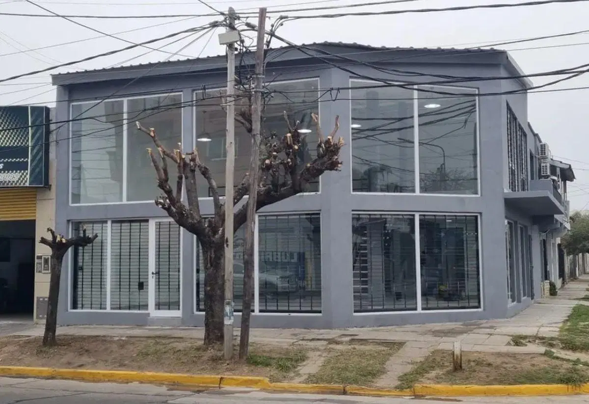 Local en Alquiler – Villa Luzuriaga | A Estrenar 1