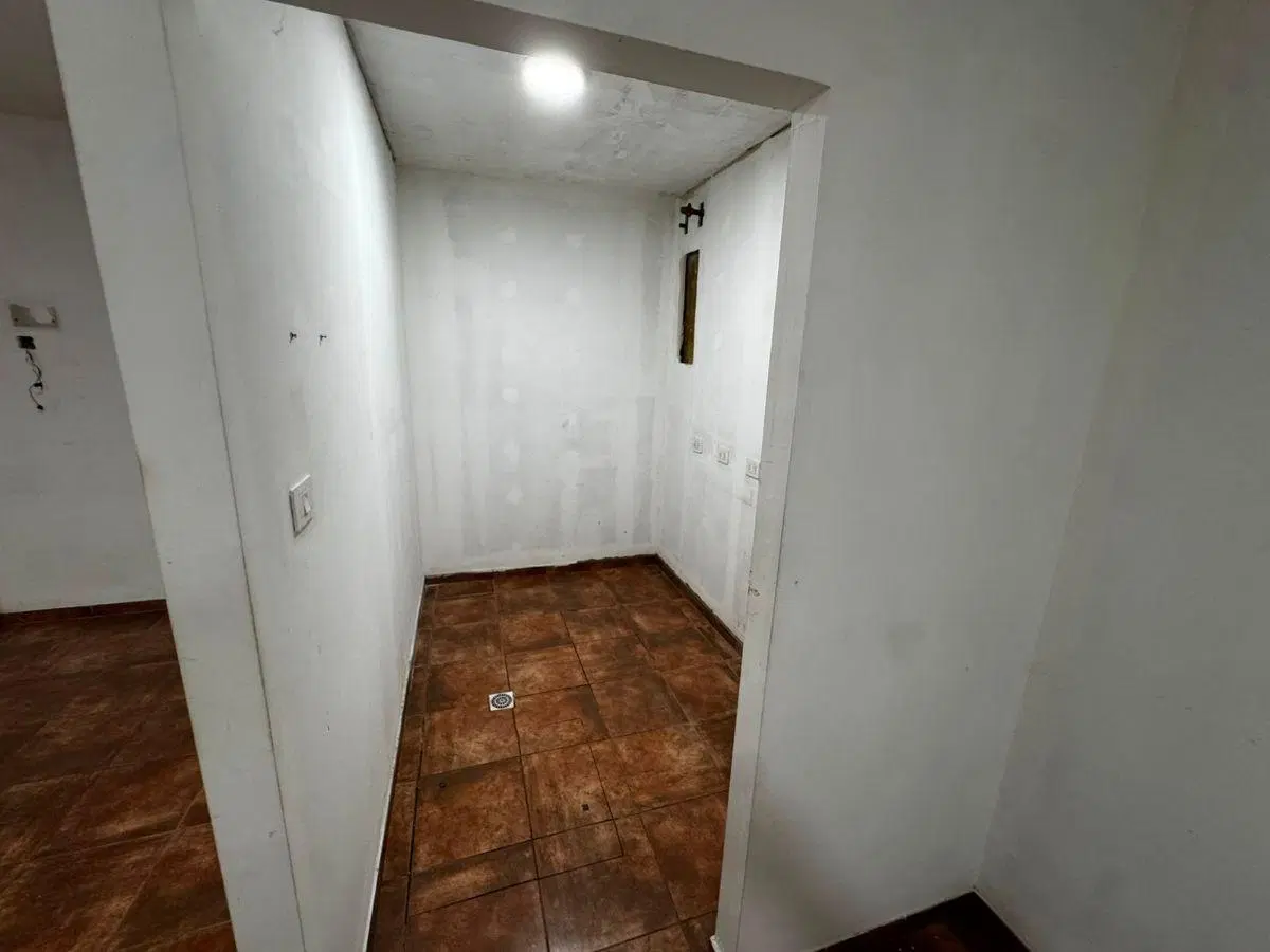 Local en alquiler – Caseros 4