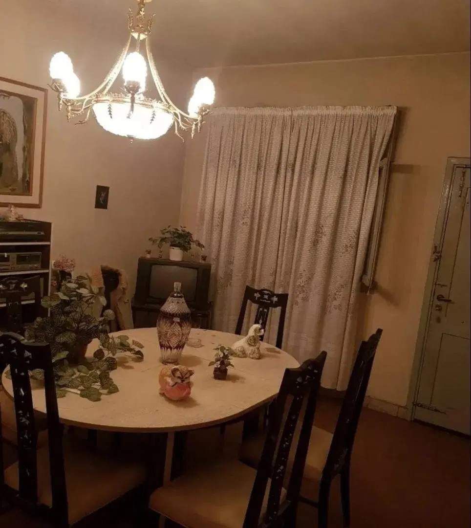 ¡Oportunidad en Morón! Casa en alquiler con amplio parque y cochera 4