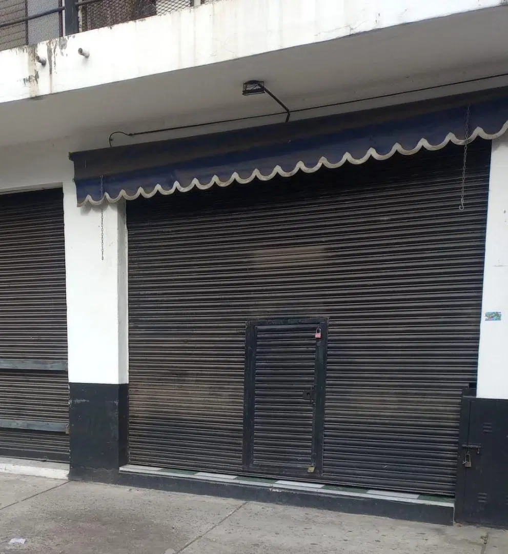 Local en alquiler – Larrea 3353, Lomas del Mirador 2