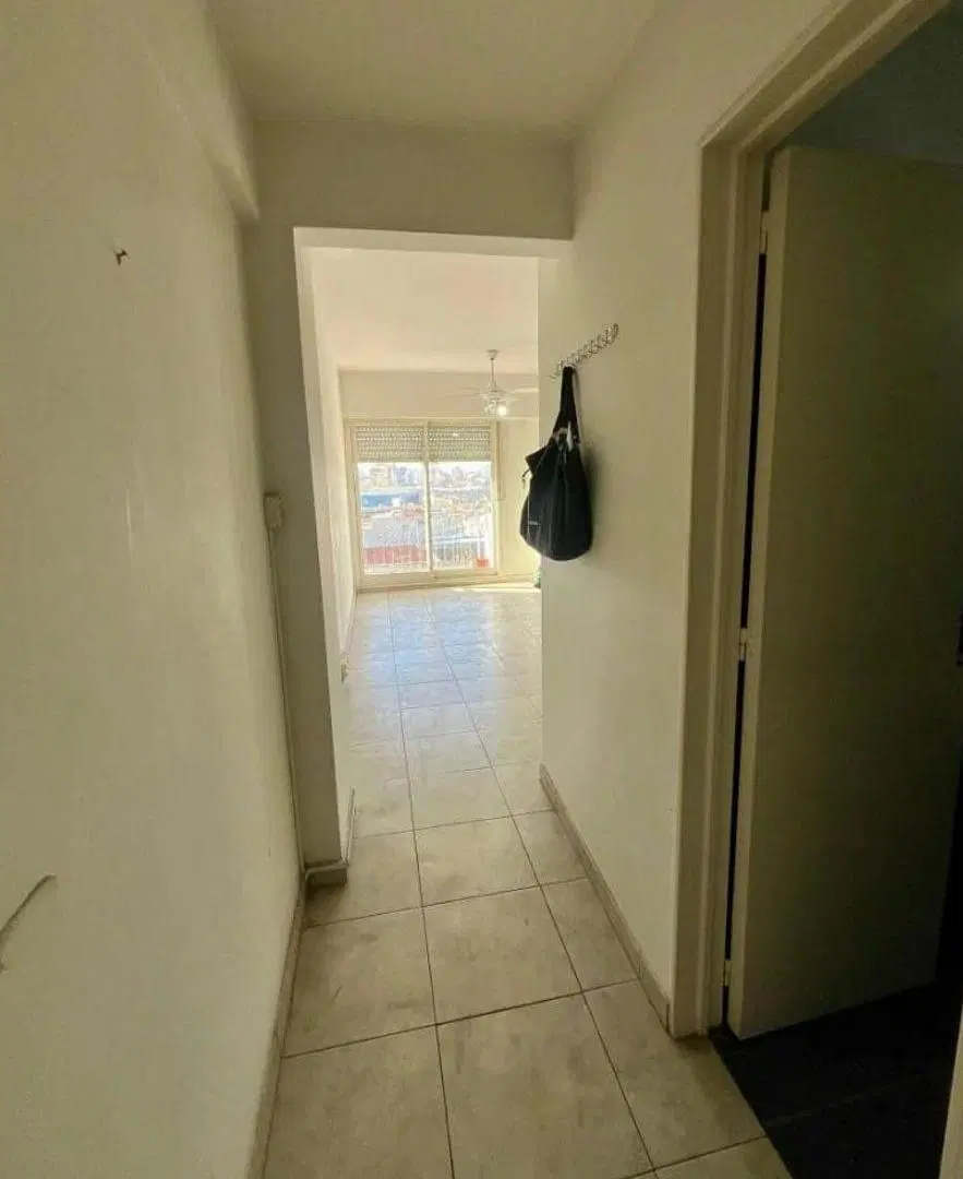 Monoambiente con balcón al frente en Ramos Mejía – Balcarce 21 4