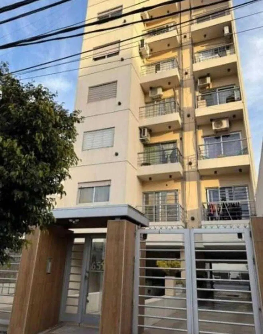 Alquiler – Monoambiente amplio con balcón – Ortiz de Rosas 652, Morón 1