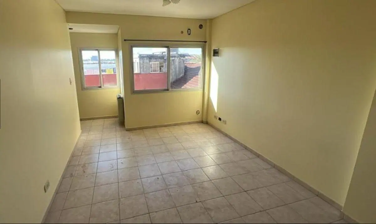 Departamento 2 Ambientes en Alquiler – San Justo 3