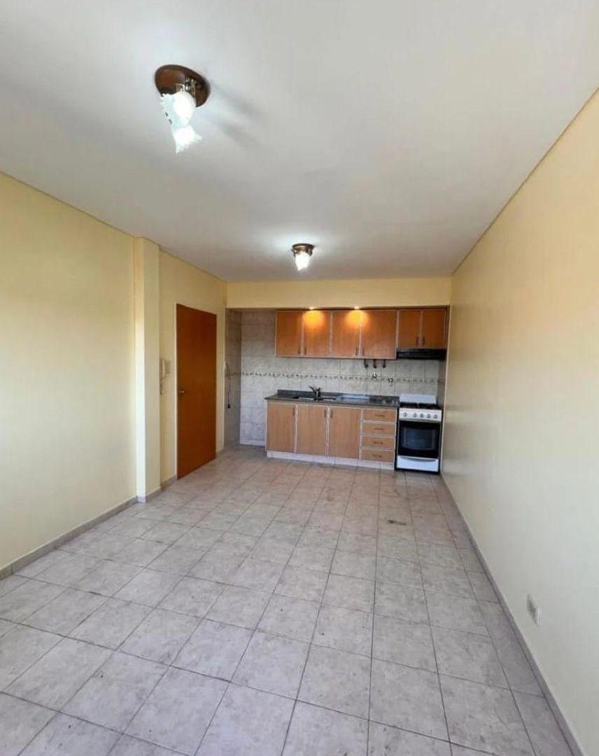 Foto de Departamento 2 Ambientes en Alquiler – San Justo, imagen 4