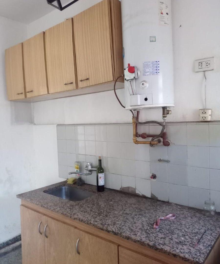 Foto de PH 2 AMBIENTES EN ALQUILER – RAMOS MEJÍA- SIN EXPENSAS, imagen 2