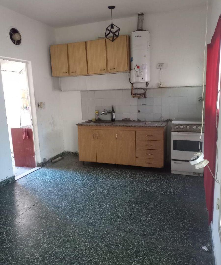 Foto de PH 2 AMBIENTES EN ALQUILER – RAMOS MEJÍA- SIN EXPENSAS, imagen 3