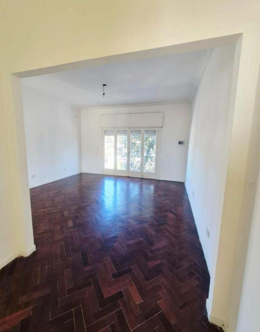Foto de PH 3 AMBIENTES EN ALQUILER – BERUTI 165, MORÓN- Sin Expensas, imagen 3