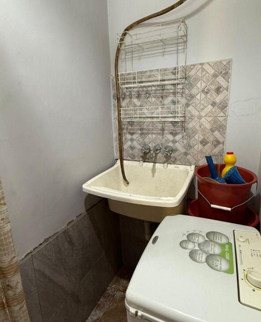 Foto de DEPARTAMENTO 2 AMBIENTES AMOBLADO EN PLANTA BAJA – PIÑEYRO, imagen 5