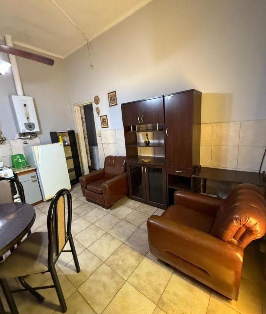 Foto de DEPARTAMENTO 2 AMBIENTES AMOBLADO EN PLANTA BAJA – PIÑEYRO, imagen 2
