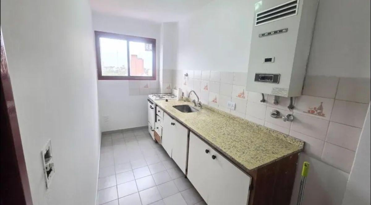 Foto de Departamento 2 ambientes en alquiler – Morón 9 de Julio 172, Morón, imagen 1