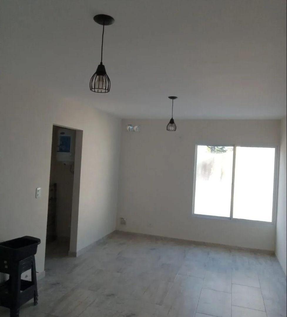 Foto de Departamento 2 ambientes con cochera y terraza en Morón, imagen 4